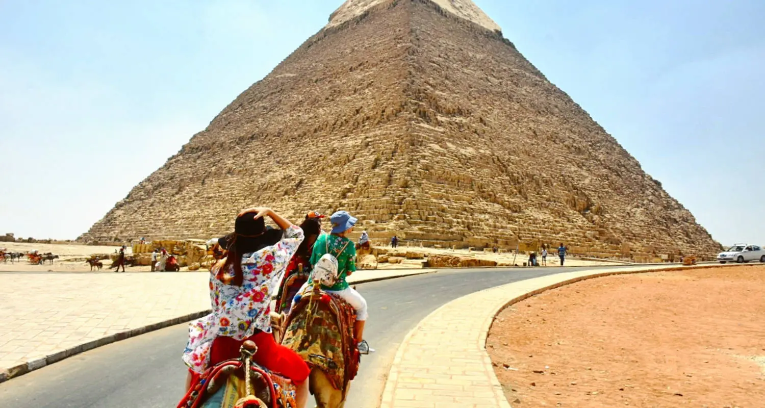 Full day pyramids and Egyptian museum